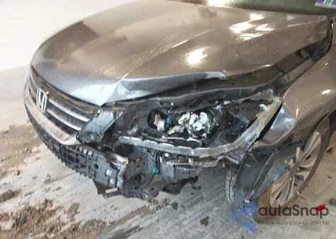 2013 Honda Accord Lx z USA, uszkodzony, nr VIN 1HGCR2F33DA281146